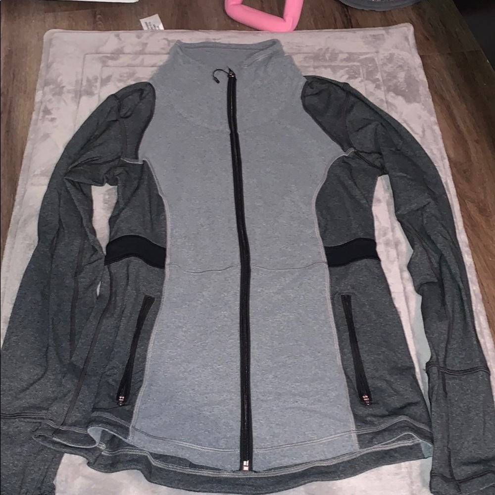 NWOT Calia zip up